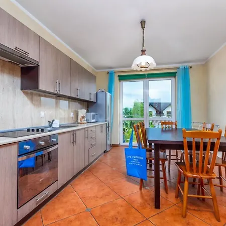 홈스테이 Goscinne Przystan 데브키