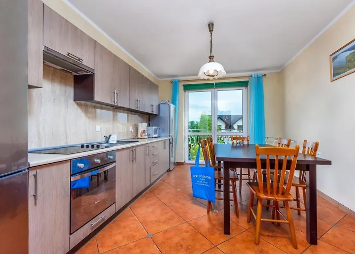 民宿 Goscinne Przystan Dębki